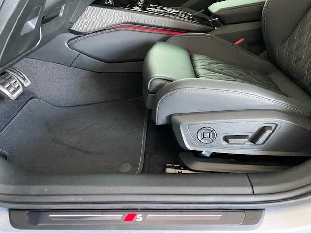 Audi S5 Avant S-Tronic