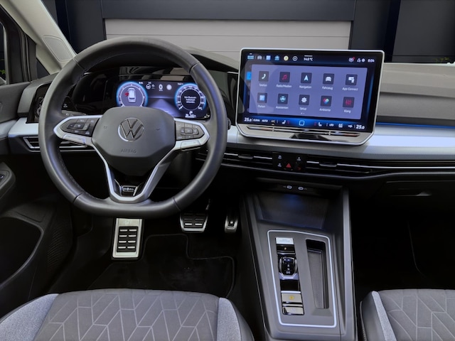 Volkswagen Golf 2.0 TDI DSG IQ.Drive Variant