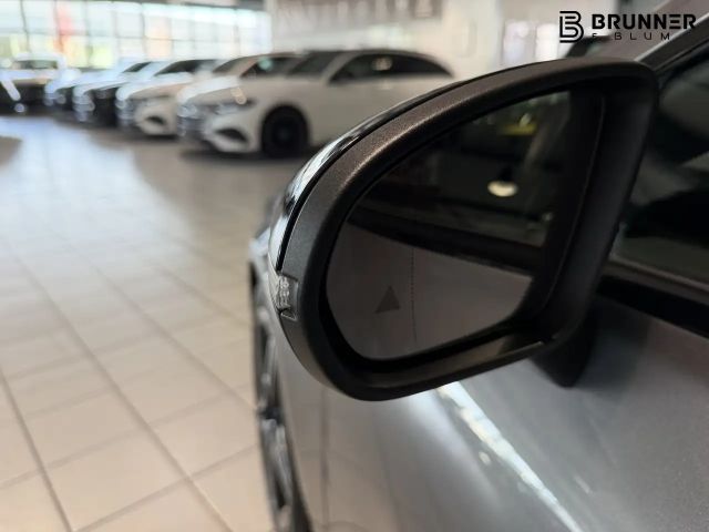 Mercedes-Benz CLA 200 AMG Line Coupé