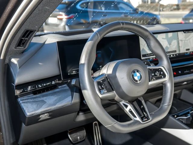 BMW 520 520d M-Sport Touring xDrive