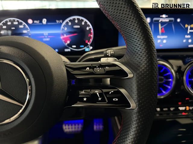 Mercedes-Benz CLA 200 AMG Line Coupé