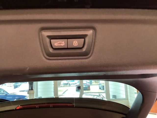 BMW 320 320d M-Sport Touring