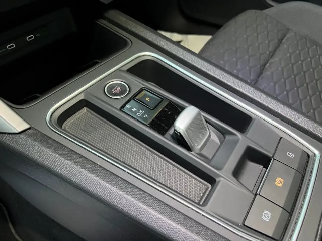 Seat Leon 1.5 eTSI FR-lijn Sportstourer