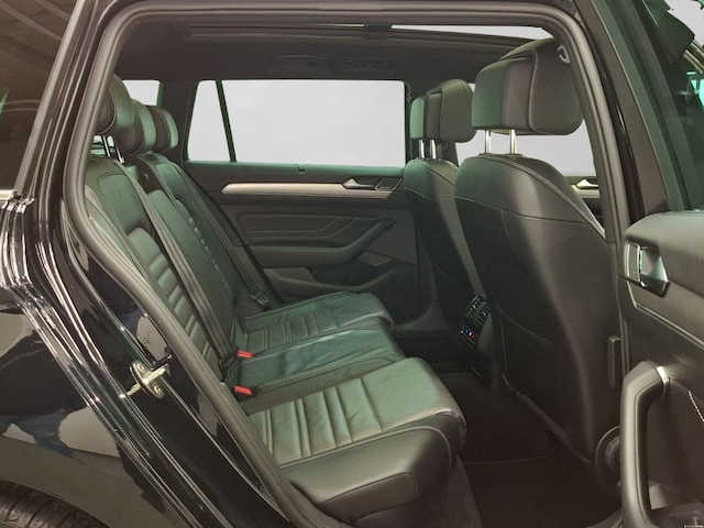 Volkswagen Passat 2.0 TDI DSG R-Line Variant