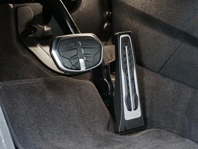 BMW 120 120i M-Sport Sedan