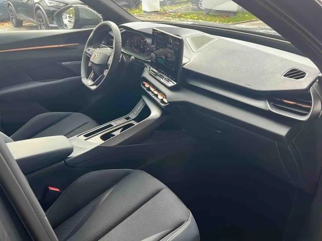 Cupra Terramar 1.5 e-Hybrid