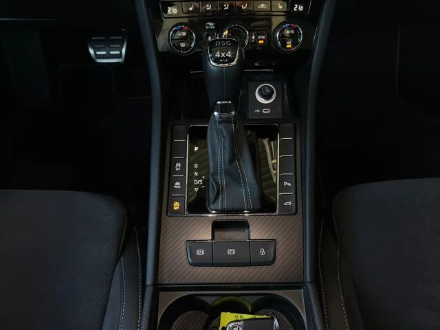 Skoda Superb 4x4 Combi Sportline