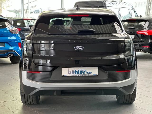Ford Explorer Premium RWD
