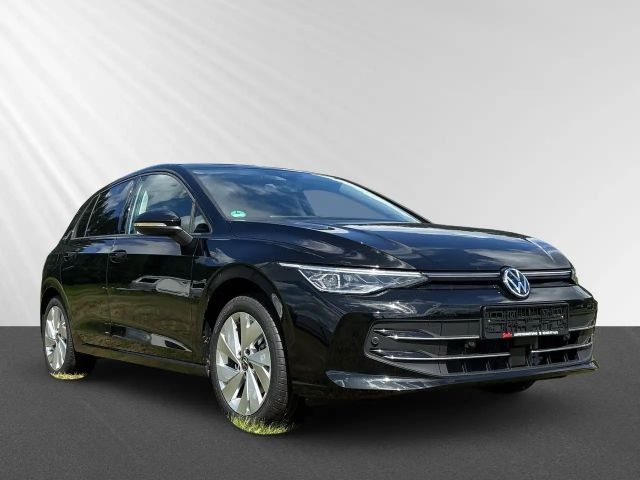 Volkswagen Golf 1.5 eTSI Golf VIII