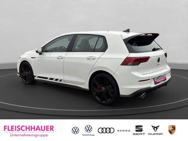 Volkswagen Golf 2.0 TSI Golf VIII Plus