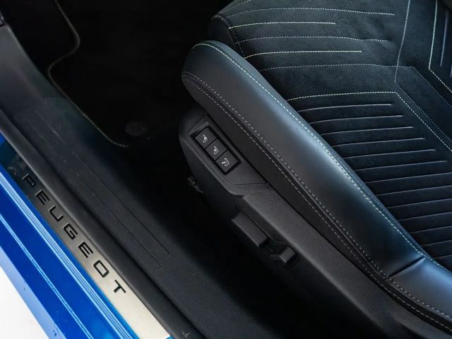 Peugeot E-208 GT-Line