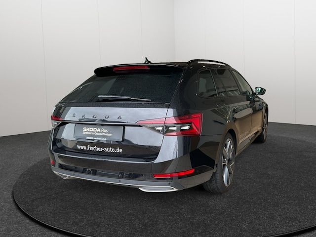 Skoda Superb 2.0 TDI Combi Sportline