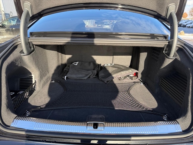 Audi A8 60 TFSI Hybride Quattro