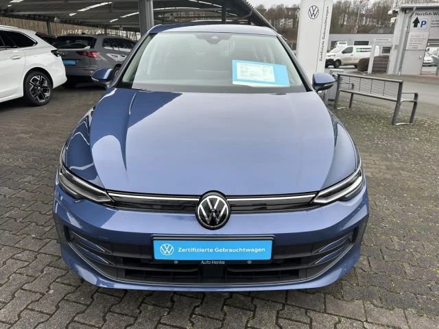 Volkswagen Golf 1.5 eTSI DSG Golf VIII Life