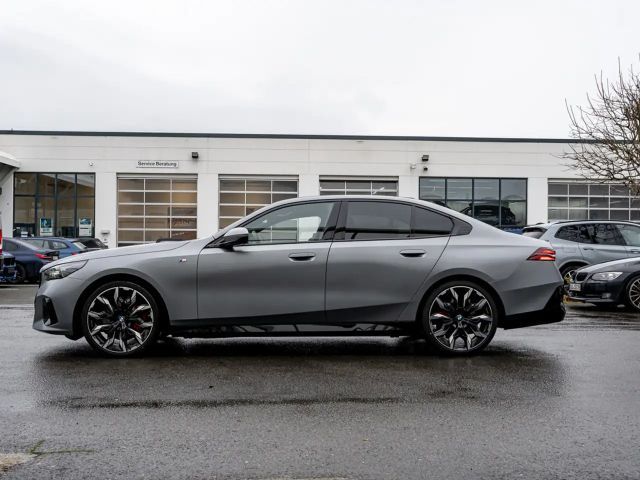 BMW 540 540d M-Sport Sedan xDrive