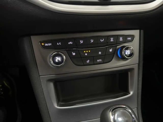 Opel Astra 1.4 Turbo Edition Sports Tourer