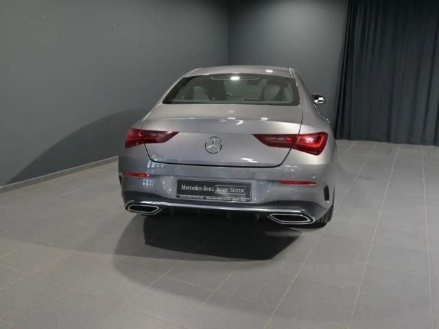 Mercedes-Benz CLA 200 AMG Line Coupé