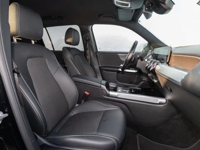 Mercedes-Benz EQB 300 4MATIC