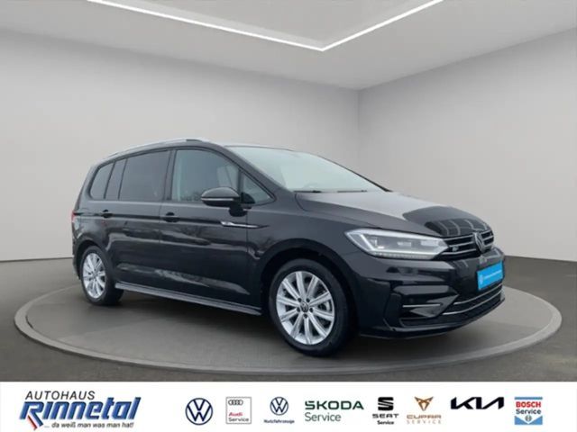 Volkswagen Touran 1.5 TSI DSG R-Line