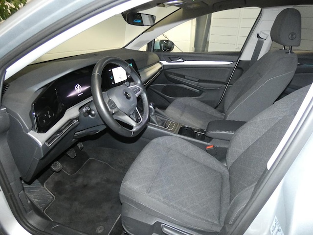 Volkswagen Golf Life Variant