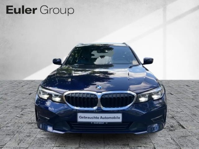BMW 320 320d Touring xDrive