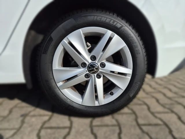 Volkswagen Golf 1.5 TSI Golf VIII Life