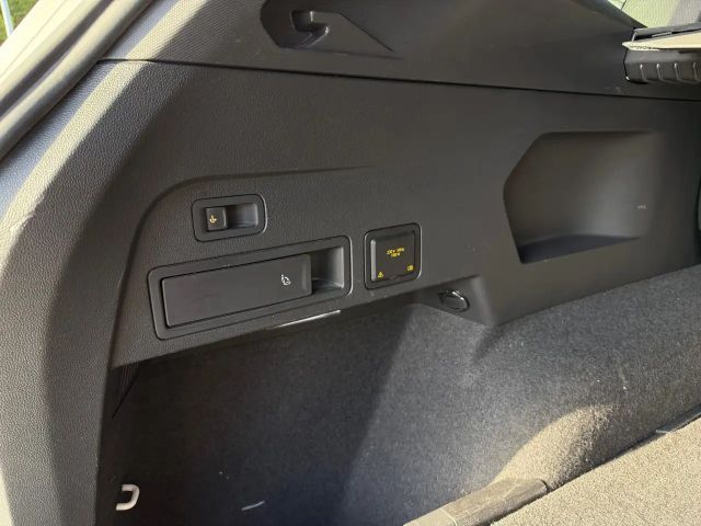 Volkswagen Tiguan 2.0 TSI Allspace R-Line