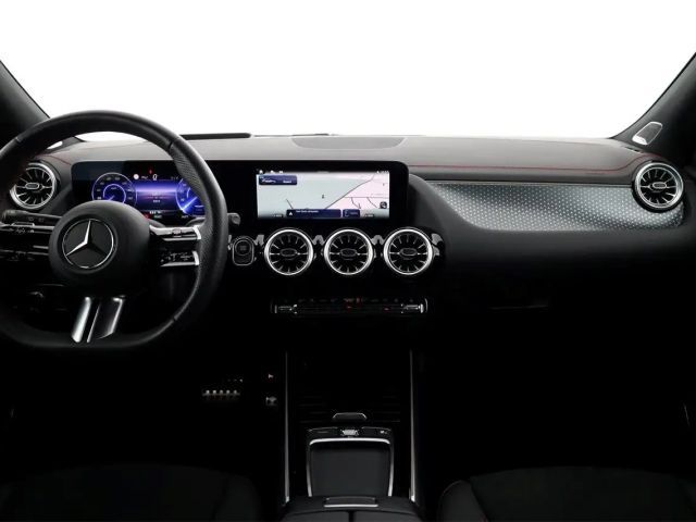 Mercedes-Benz EQA 300 4MATIC