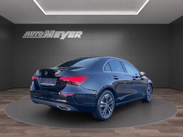 Mercedes-Benz A 200 Progressive