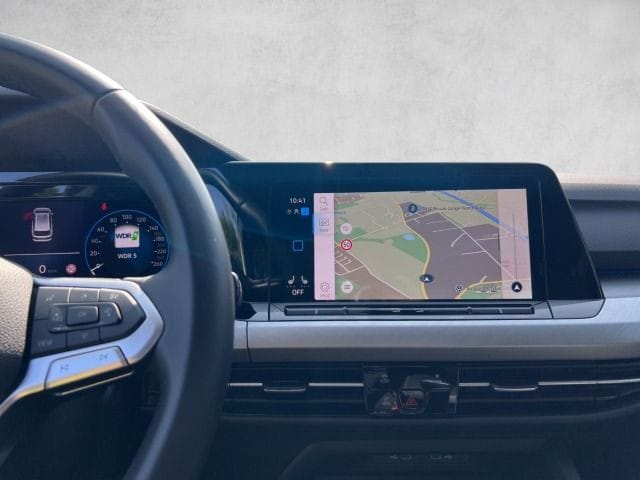 Volkswagen Golf 1.0 TSI Life Variant