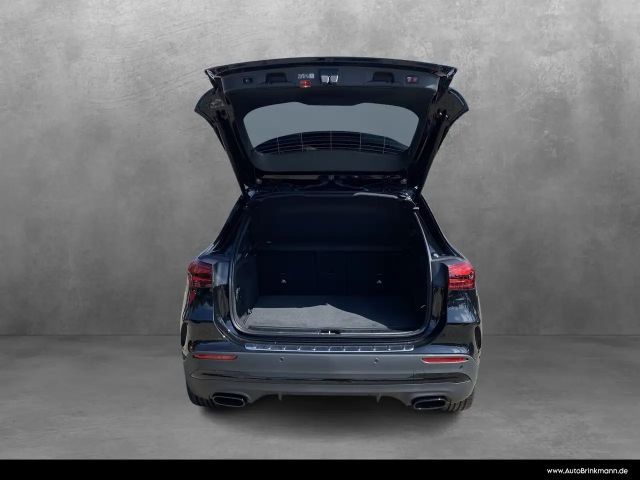 Mercedes-Benz GLA 180 AMG Line