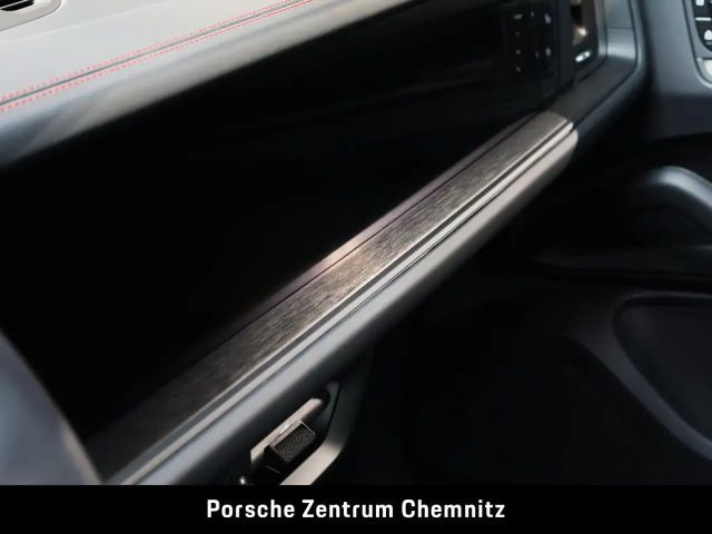 Porsche Cayenne 4 Coupé GTS