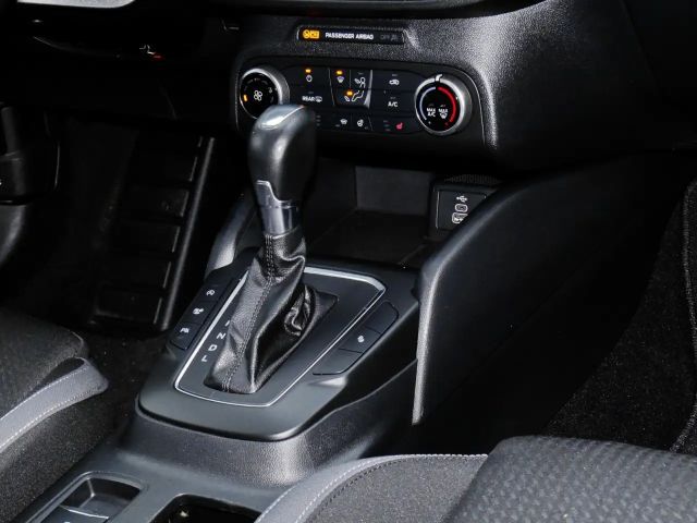 Ford Focus Cool & Connect