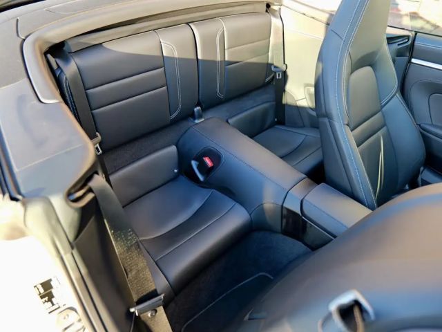 Porsche 992 4S Cabrio Carrera