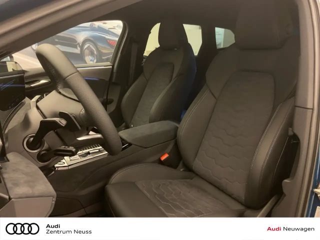 Audi A6 Avant Quattro