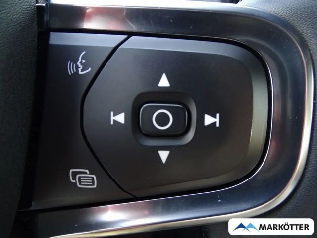 Volvo XC40 Core Recharge