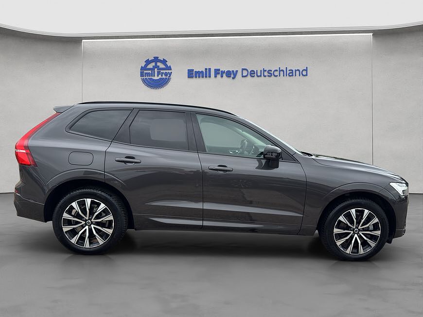 Volvo XC60 Dark Plus
