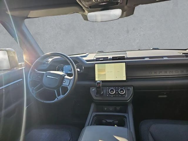 Land Rover Defender 110 Dynamic HSE