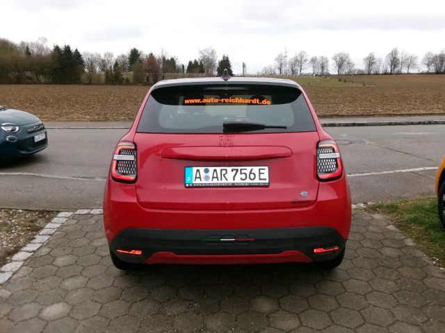 Fiat 600e 600 e RED-Edition 156Ps