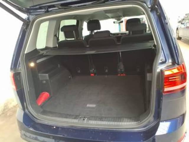 Volkswagen Touran 1.5 TSI DSG IQ.Drive