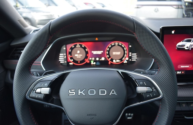 Skoda Octavia 2.0 TSI Combi RS