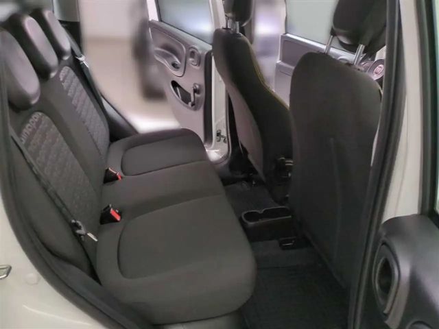 Fiat Panda Hybrid 1.0 GSE Klimaanlage Einparkhile hinten