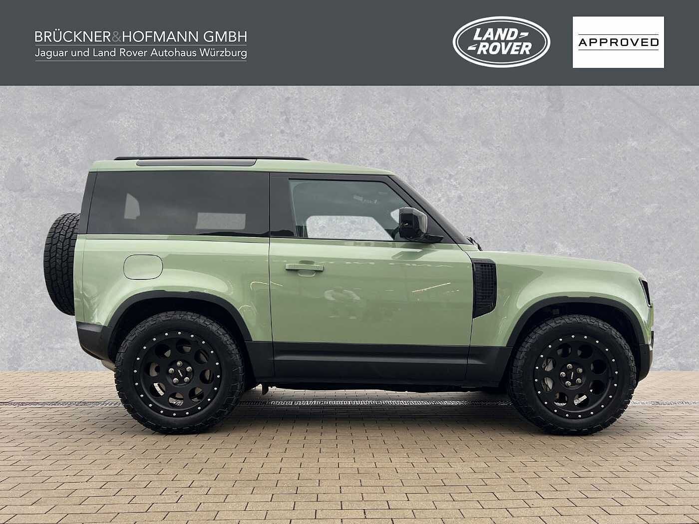 Land Rover Defender 90