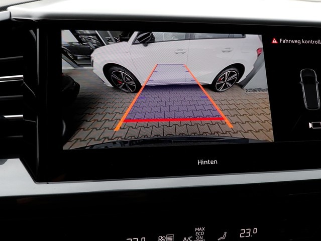 Audi Q4 e-tron SUV 45 e-tron Audi Q4 e-tron