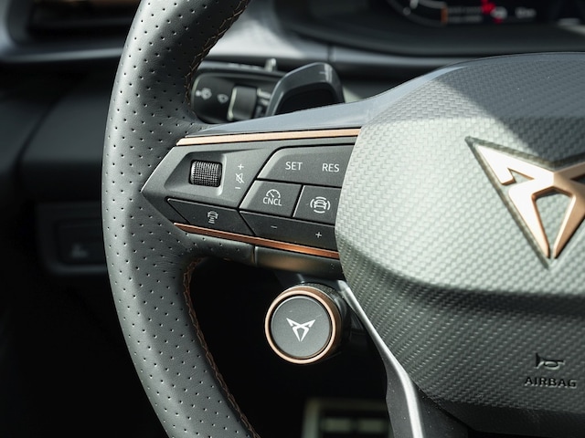 Cupra Terramar 1.5 TSI 1.5 e-Hybrid VZ