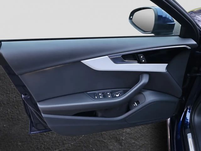 Audi A4 35 TDI Avant S-Line S-Tronic