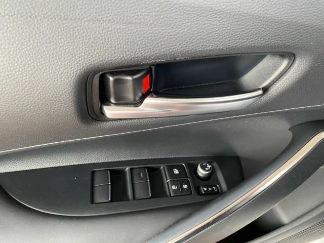 Toyota Corolla Hybride Team D