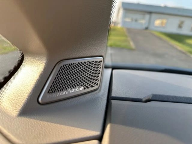 Volkswagen Multivan 2.0 TDI DSG Lang Style T7