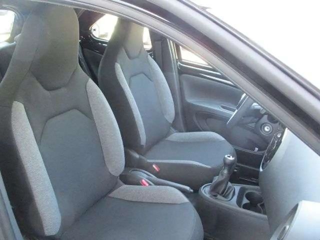 Toyota Aygo Hatchback Play VVT-i