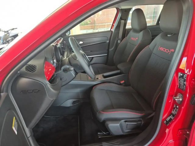 Fiat 600e e 115 kW Red  11 kW Charger Apple CarPlay